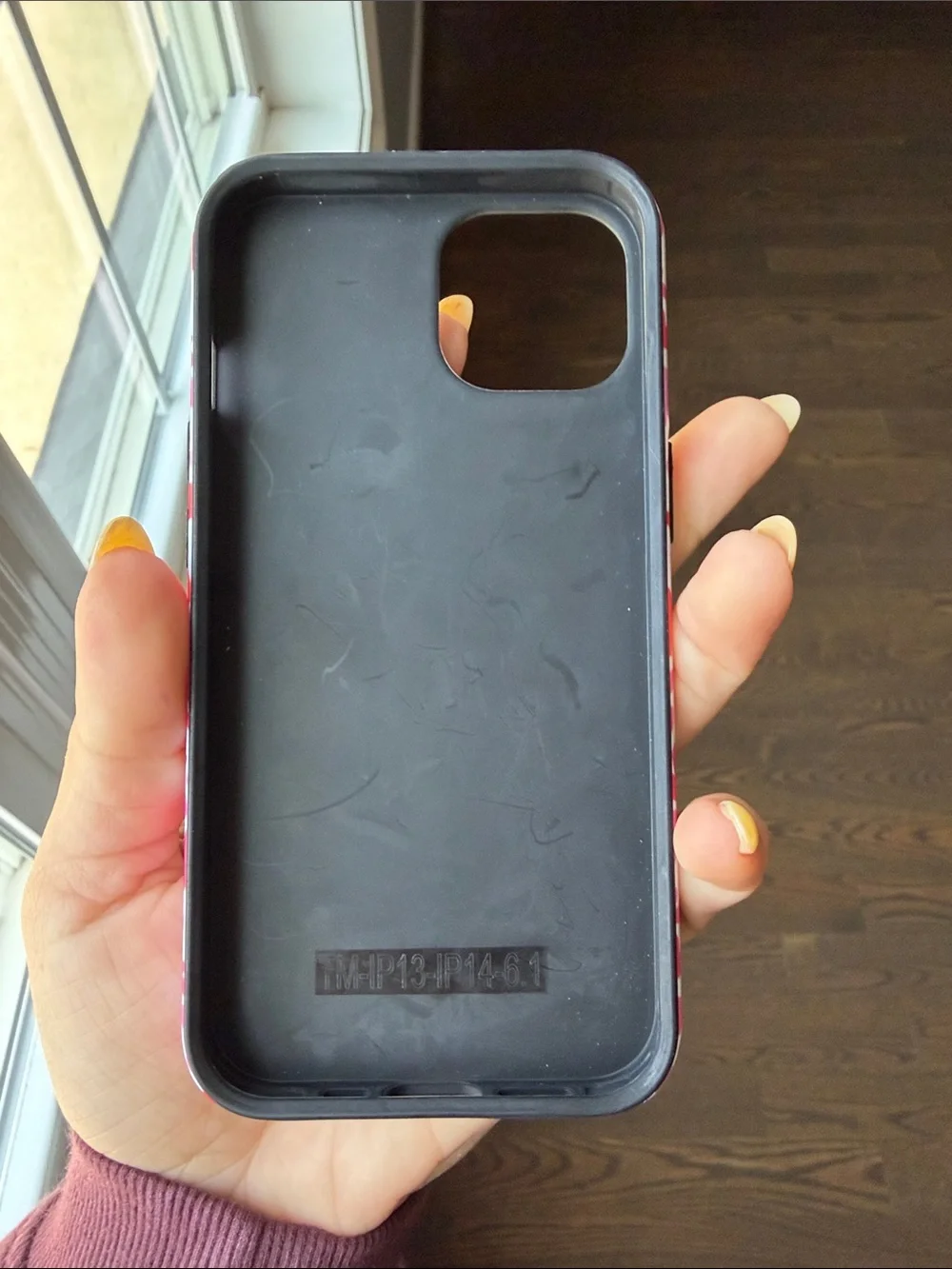 Casely XOXO Candy Heart Case. iPhone 14.